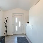 Villa Kuca Za Odmor Lilly Pola