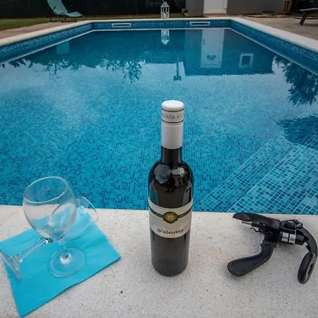 Villa Kuca Za Odmor Lilly Pula