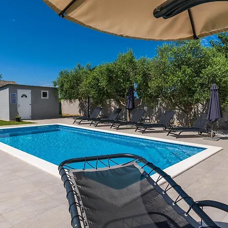 Kuca Za Odmor Lilly Villa Pola