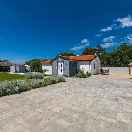 Kuca Za Odmor Lilly Villa