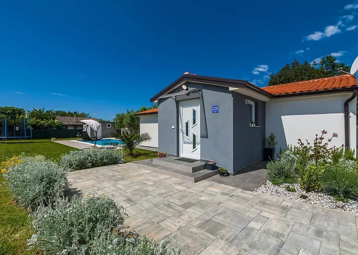 Kuca Za Odmor Lilly Pula